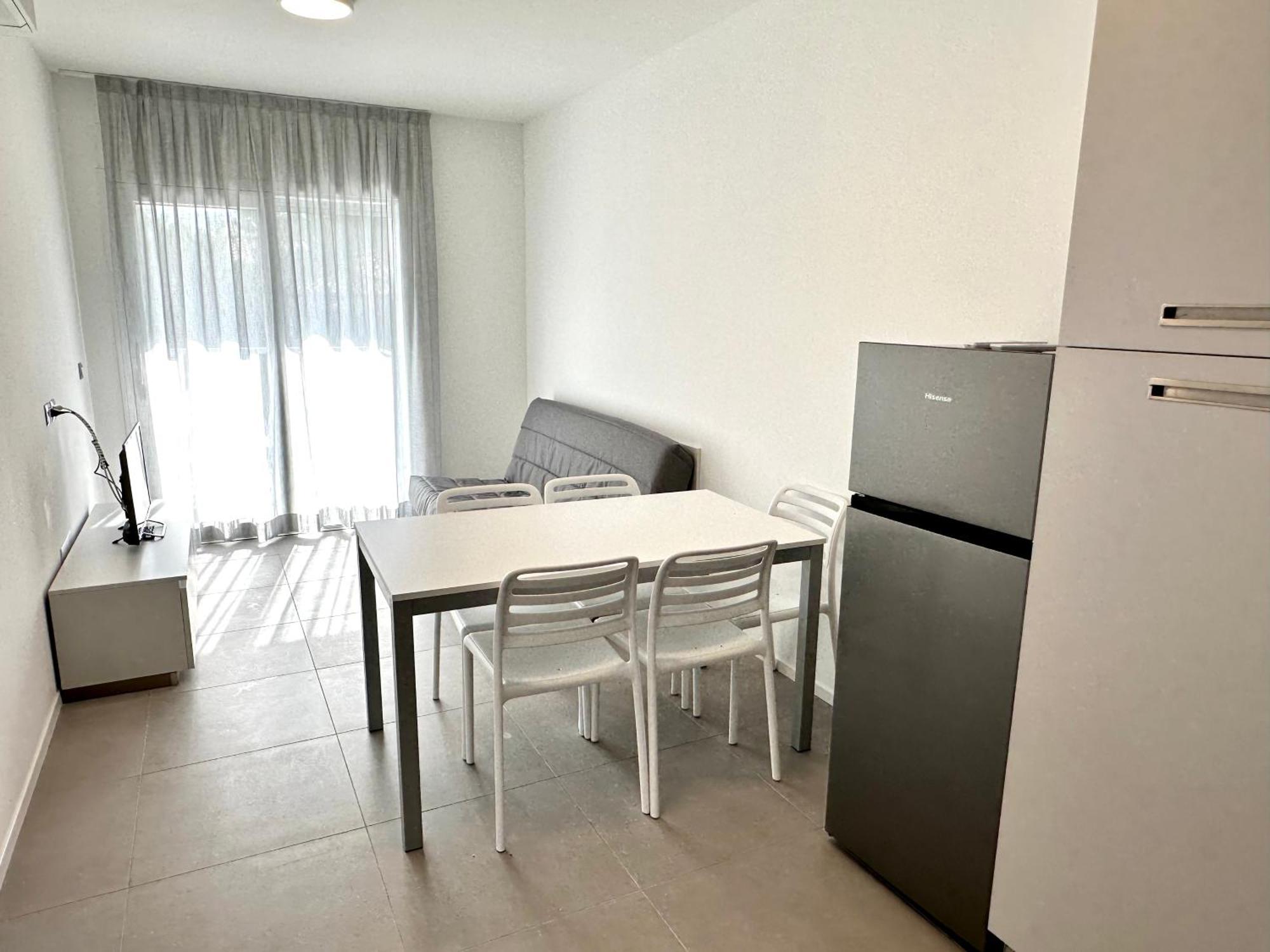 Nuovo Condominio Con Piscina E Garage بيبيوني المظهر الخارجي الصورة